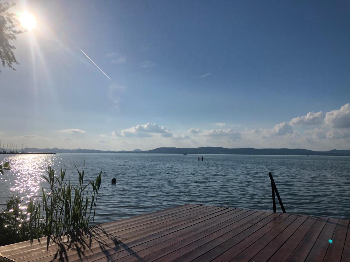 Sunny Private Beach Balatonlelle Extérieur photo